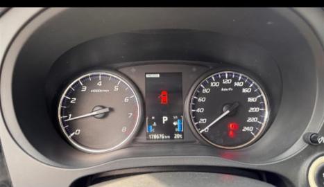 MITSUBISHI Outlander 3.0 V6 24V 4P GT 4X4 AUTOM�TICO, Foto 6