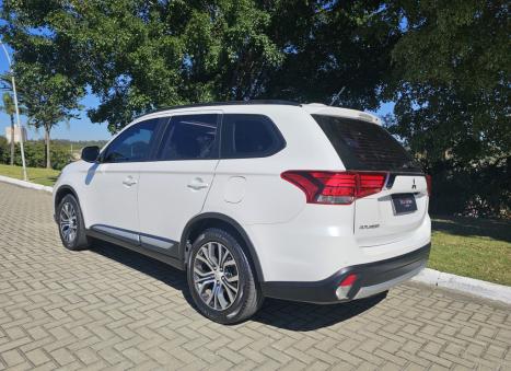 MITSUBISHI Outlander 2.0 16V 4P HPE AUTOM�TICO, Foto 4