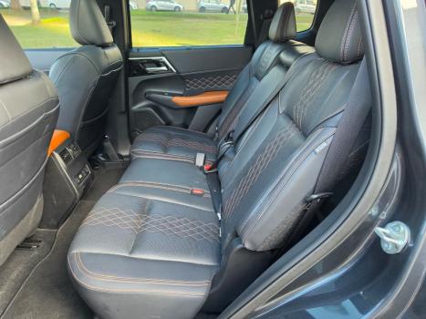 MITSUBISHI Outlander 2.4 16V 4P 4X4 AUTOM�TICO, Foto 7