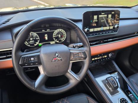 MITSUBISHI Outlander 2.4 16V 4P 4X4 AUTOM�TICO, Foto 10