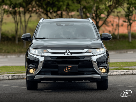 MITSUBISHI Outlander 3.0 V6 24V 4P GT 4X4 AUTOMÁTICO, Foto 2