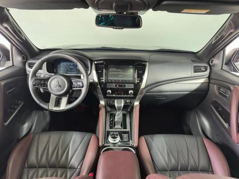 MITSUBISHI Pajero 2.5 4P HD 4X4 TURBO DIESEL INTERCOOLER, Foto 10