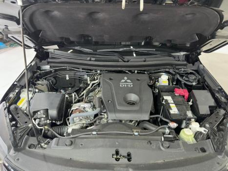 MITSUBISHI Pajero 2.5 4P HD 4X4 TURBO DIESEL INTERCOOLER, Foto 24