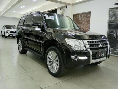 MITSUBISHI Pajero 3.2 16V 4P 4X4 7 LUGARES HPE TURBO DIESEL INTERCOOLER AUTOMÁTICO, Foto 2