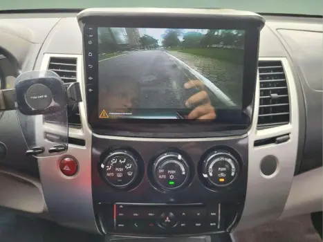 MITSUBISHI Pajero Dakar 3.5 V6 24V 4P HPE FLEX 4X4 7 LUGARES AUTOM�TICO, Foto 5