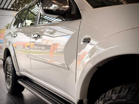 MITSUBISHI Pajero Dakar 3.2 16V 4P HPE 4X4  7 LUGARES TURBO INTECOOLER DIESEL AUTOM�TICO, Foto 4