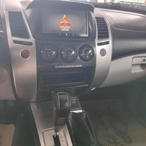 MITSUBISHI Pajero Dakar 3.2 16V 4P HPE 4X4  7 LUGARES TURBO INTECOOLER DIESEL AUTOM�TICO, Foto 10