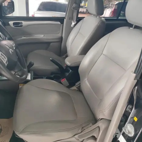 MITSUBISHI Pajero Dakar 3.2 16V 4P HPE 4X4  7 LUGARES TURBO INTECOOLER DIESEL AUTOM�TICO, Foto 15