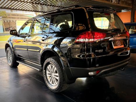 MITSUBISHI Pajero Dakar 3.2 16V 4P HPE 4X4  7 LUGARES TURBO INTECOOLER DIESEL AUTOM�TICO, Foto 7