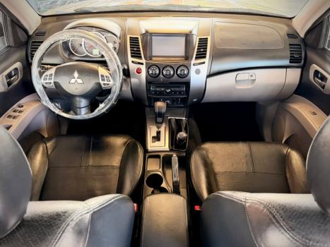 MITSUBISHI Pajero Dakar 3.5 V6 24V 4P HPE FLEX 4X4 7 LUGARES AUTOM�TICO, Foto 13