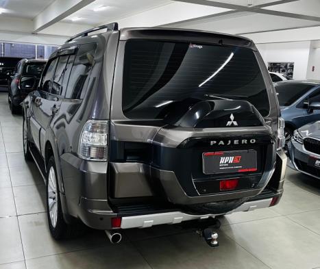 MITSUBISHI Pajero Full 3.2 16V 4P HPE 4X4 TURBO DIESEL INTERCOOLER AUTOMTICO, Foto 2