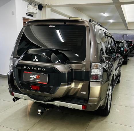 MITSUBISHI Pajero Full 3.2 16V 4P HPE 4X4 TURBO DIESEL INTERCOOLER AUTOMTICO, Foto 4