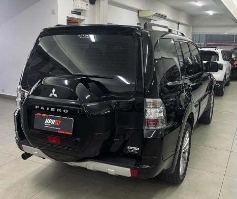 MITSUBISHI Pajero Full 3.8 V6 24V 4P HPE 4X4 AUTOMTICO, Foto 4