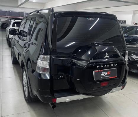 MITSUBISHI Pajero Full 3.8 V6 24V 4P HPE 4X4 AUTOM�TICO, Foto 2