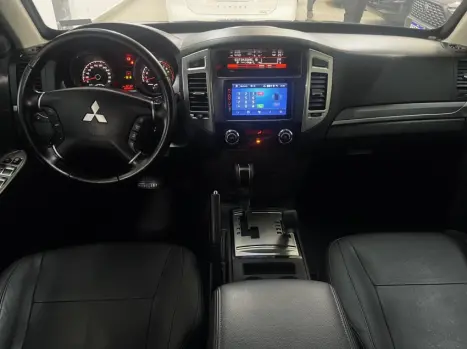 MITSUBISHI Pajero Full 3.8 V6 24V 4P HPE 4X4 AUTOM�TICO, Foto 11