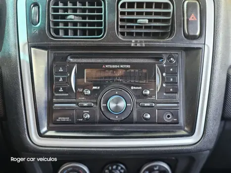 MITSUBISHI Pajero TR4 2.0 16V 4P 4X4 AUTOM�TICO, Foto 18