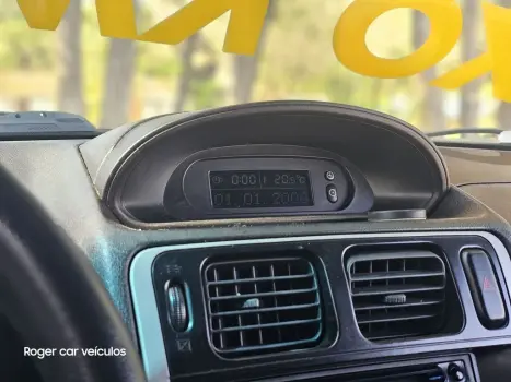 MITSUBISHI Pajero TR4 2.0 16V 4P 4X4 AUTOM�TICO, Foto 19