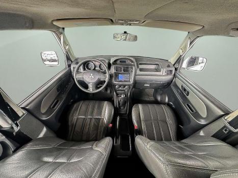 MITSUBISHI Pajero TR4 2.0 16V 4P, Foto 7