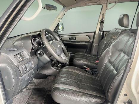 MITSUBISHI Pajero TR4 2.0 16V 4P, Foto 8