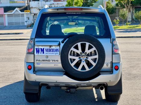 MITSUBISHI Pajero TR4 2.0 16V 4P FLEX, Foto 5 MITSUBISHI Pajero TR4 2.0 16V 4P FLEX, Foto 5