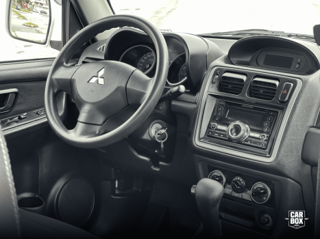 MITSUBISHI Pajero TR4 2.0 16V 4P 4X4 FLEX AUTOM�TICO, Foto 10