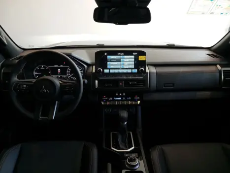 MITSUBISHI Triton 2.4 KATANA BITURBO DIESEL CABINE DUPLA 4X4 AUTOM�TICO, Foto 8