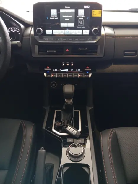 MITSUBISHI Triton 2.4 KATANA BITURBO DIESEL CABINE DUPLA 4X4 AUTOM�TICO, Foto 9