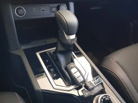 MITSUBISHI Triton 2.4 KATANA BITURBO DIESEL CABINE DUPLA 4X4 AUTOM�TICO, Foto 12