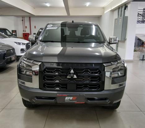 MITSUBISHI Triton 2.4 HPE BITURBO DIESEL CABINE DUPLA 4X4 AUTOM�TICO, Foto 6