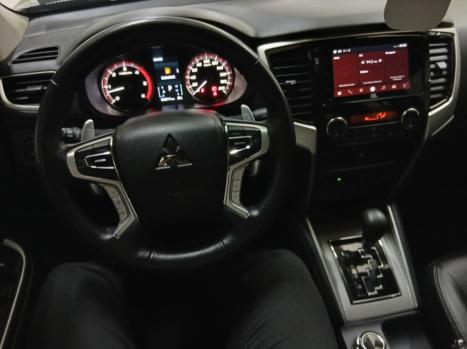 MITSUBISHI Triton 2.4 HPE BITURBO DIESEL CABINE DUPLA 4X4 AUTOM�TICO, Foto 9