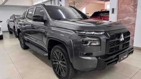 MITSUBISHI Triton 2.4 KATANA SR80 HPE BITURBO DIESEL CABINE DUPLA 4X4 AUTOM�TICO, Foto 4