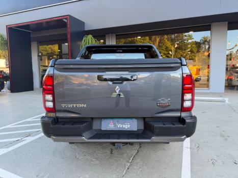 MITSUBISHI Triton 2.4 KATANA BITURBO DIESEL CABINE DUPLA 4X4 AUTOMÁTICO, Foto 4