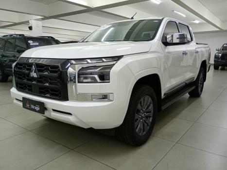 MITSUBISHI Triton 2.4 HPE BITURBO DIESEL CABINE DUPLA 4X4 AUTOMÁTICO, Foto 1