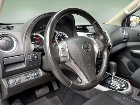 NISSAN Frontier 2.3 ATTACK CABINE DUPLA 4X4 BI-TURBO DIESEL AUTOMTICO, Foto 12