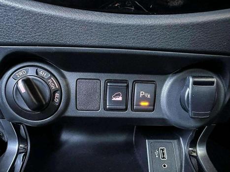 NISSAN Frontier 2.3 16V PLATINUM CABINE DUPLA 4X4 BI-TURBO DIESEL AUTOMTICO, Foto 14