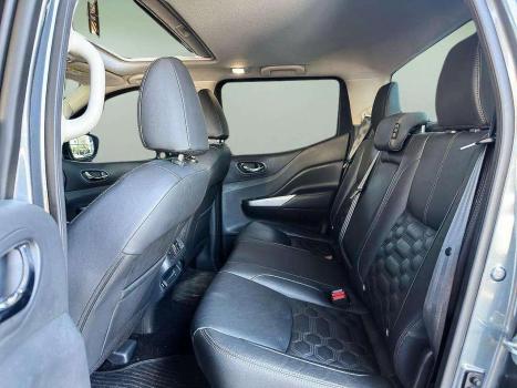 NISSAN Frontier 2.3 16V PLATINUM CABINE DUPLA 4X4 BI-TURBO DIESEL AUTOMTICO, Foto 17