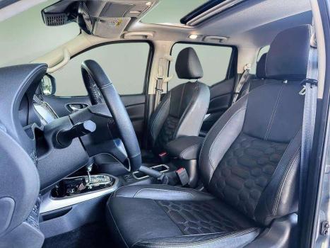 NISSAN Frontier 2.3 16V PLATINUM CABINE DUPLA 4X4 BI-TURBO DIESEL AUTOMTICO, Foto 18