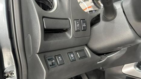 NISSAN Frontier 2.3 16V PLATINUM CABINE DUPLA 4X4 BI-TURBO DIESEL AUTOM�TICO, Foto 9