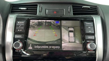 NISSAN Frontier 2.3 16V PLATINUM CABINE DUPLA 4X4 BI-TURBO DIESEL AUTOM�TICO, Foto 19