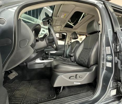 NISSAN Frontier 2.3 16V PLATINUM CABINE DUPLA 4X4 BI-TURBO DIESEL AUTOM�TICO, Foto 25