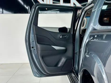 NISSAN Frontier 2.3 16V LE 4X4 CABINE DUPLA BI-TURBO DIESEL AUTOM�TICO, Foto 12