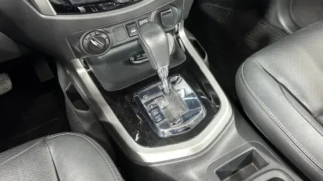 NISSAN Frontier 2.3 16V LE 4X4 CABINE DUPLA BI-TURBO DIESEL AUTOM�TICO, Foto 18