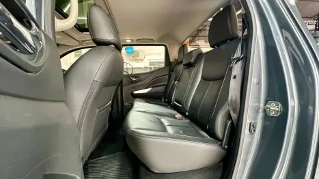 NISSAN Frontier 2.3 16V LE 4X4 CABINE DUPLA BI-TURBO DIESEL AUTOM�TICO, Foto 35