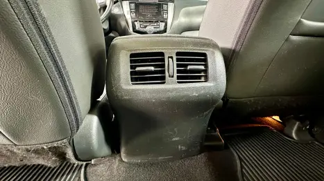 NISSAN Frontier 2.3 16V LE 4X4 CABINE DUPLA BI-TURBO DIESEL AUTOM�TICO, Foto 36