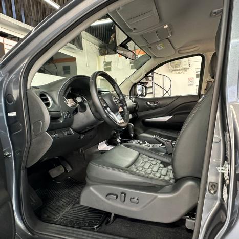 NISSAN Frontier 2.3 16V XE 4X4 CABINE DUPLA BI-TURBO DIESEL AUTOM�TICO, Foto 14