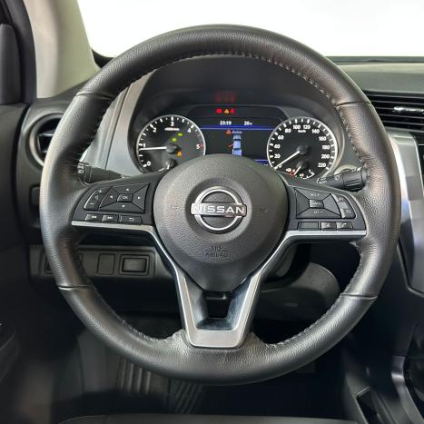 NISSAN Frontier 2.3 16V XE 4X4 CABINE DUPLA BI-TURBO DIESEL AUTOM�TICO, Foto 17