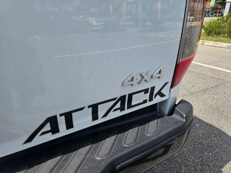 NISSAN Frontier 2.3 ATTACK CABINE DUPLA 4X4 BI-TURBO DIESEL AUTOM�TICO, Foto 6