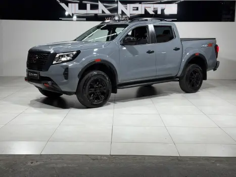 NISSAN Frontier 2.3 16V PRO4X CABINE DUPLA 4X4 BI-TURBO DIESEL AUTOM�TICO, Foto 1