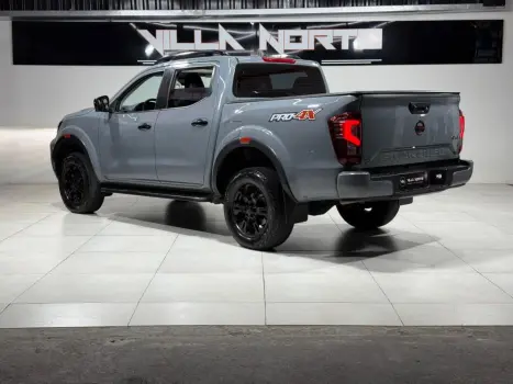 NISSAN Frontier 2.3 16V PRO4X CABINE DUPLA 4X4 BI-TURBO DIESEL AUTOM�TICO, Foto 4