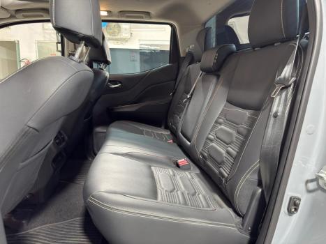 NISSAN Frontier 2.3 16V PRO4X CABINE DUPLA 4X4 BI-TURBO DIESEL AUTOM�TICO, Foto 10